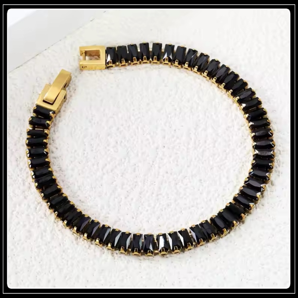 NEW 14K GOLD SQUARE CUT BAGUETTE PAVE SIMULATED ONYX STONE TENNIS BRACELET - Picture 2 of 6